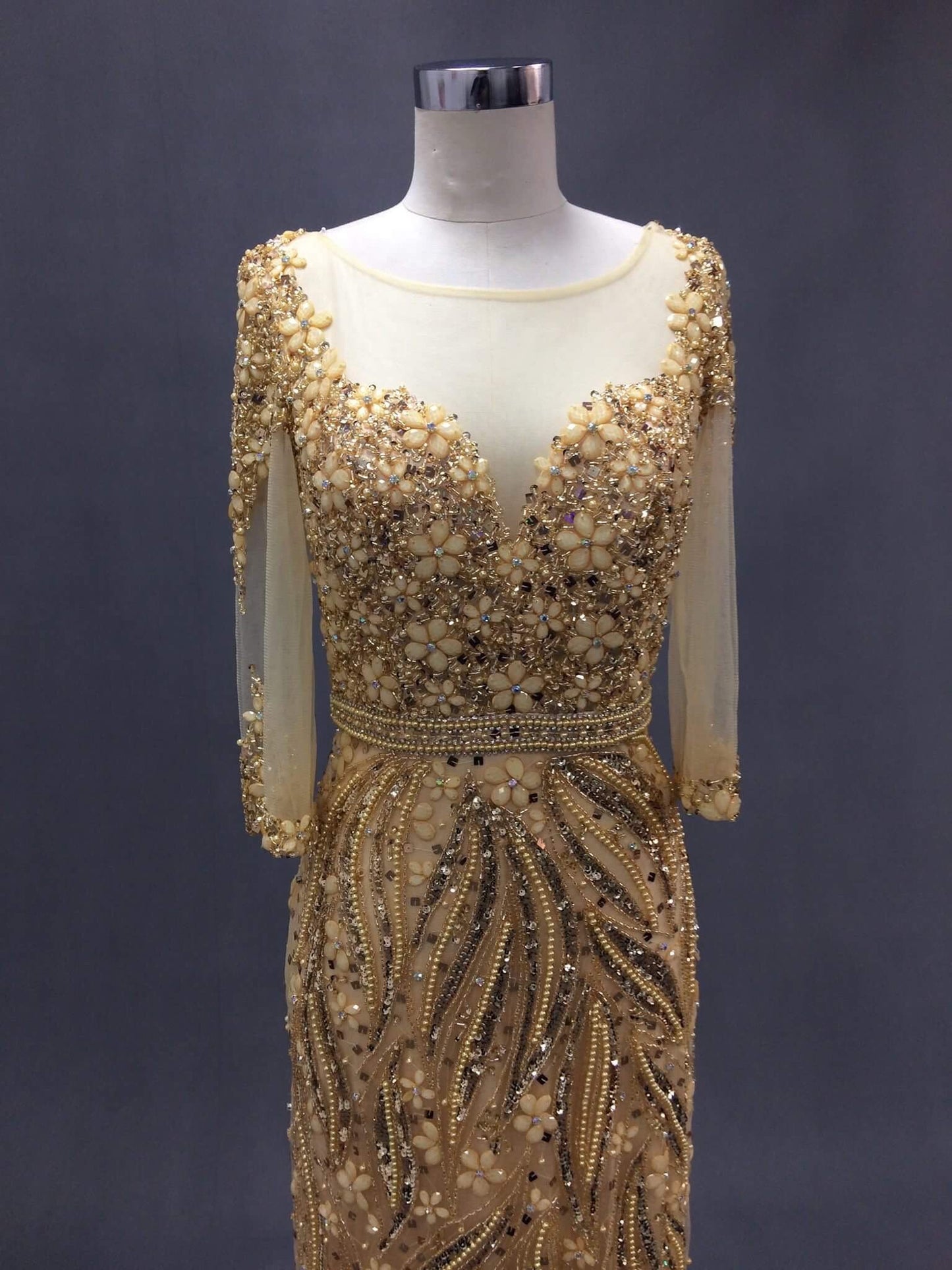 Robe Moniya
