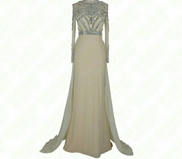 Robe Nude Avec Manches