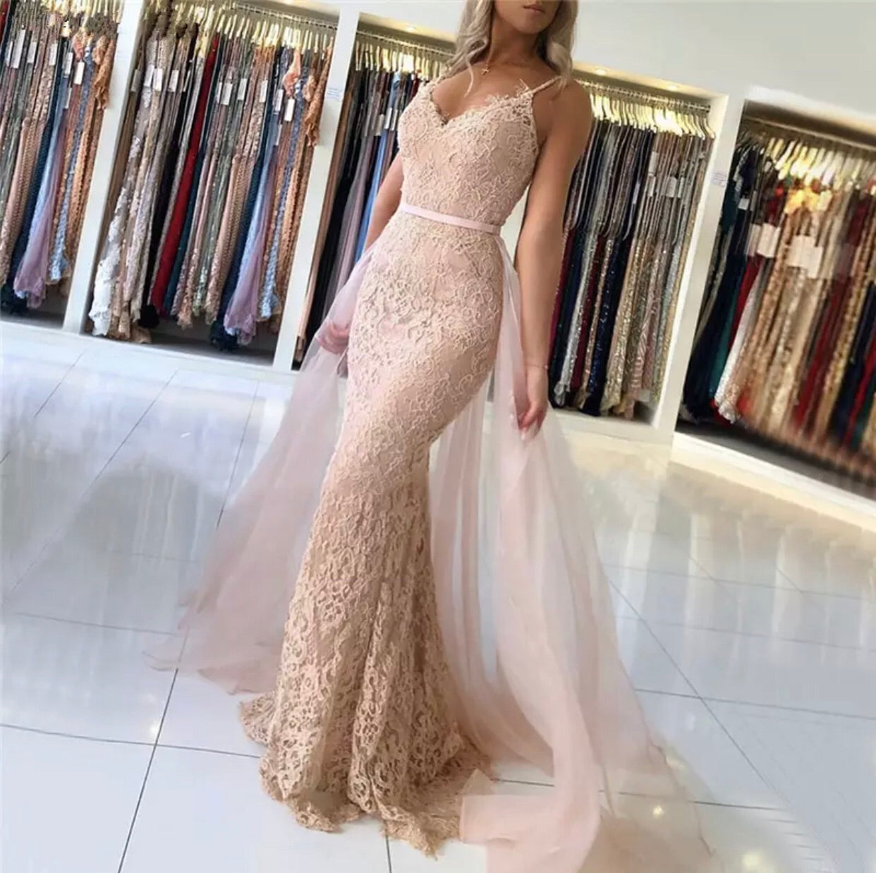 Robe Lyna